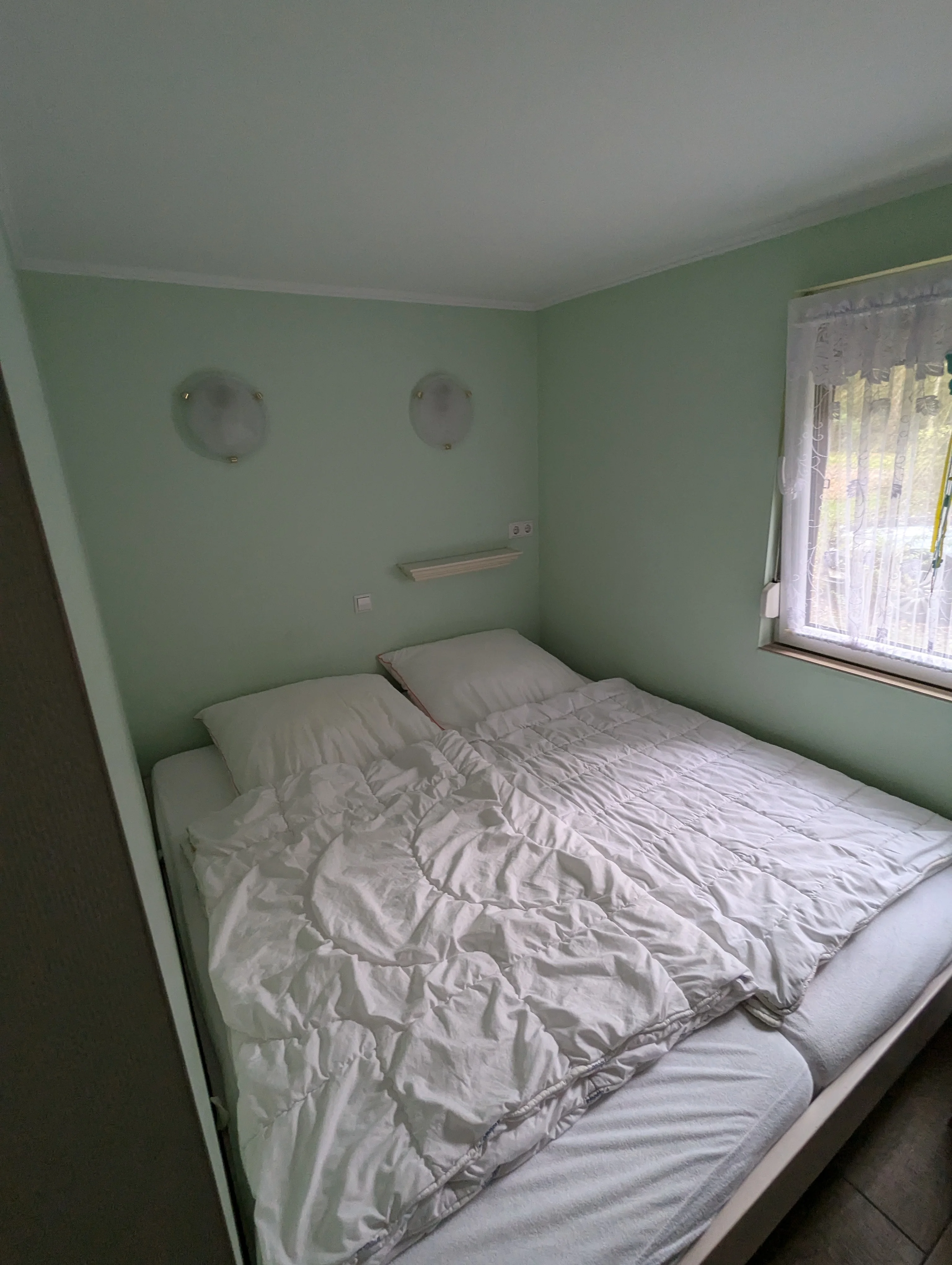 Waldnest – Schlafzimmer mit Doppelbett